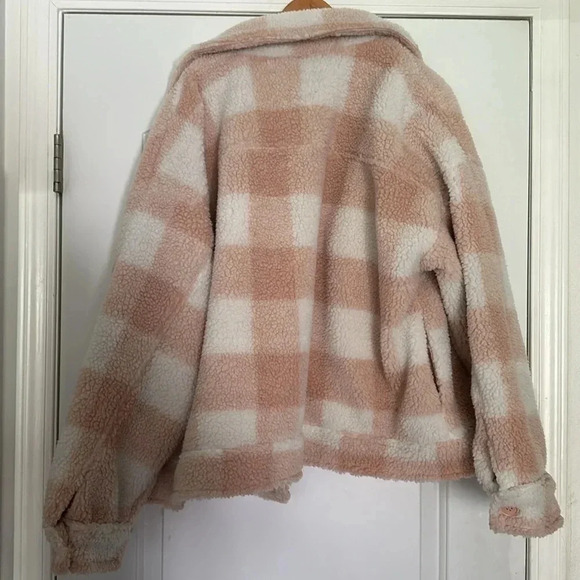 NWT Forever 21 Faux Fur Plaid Jacket Dusty Pink/Cream Plus Sz 2X - Picture 11 of 11